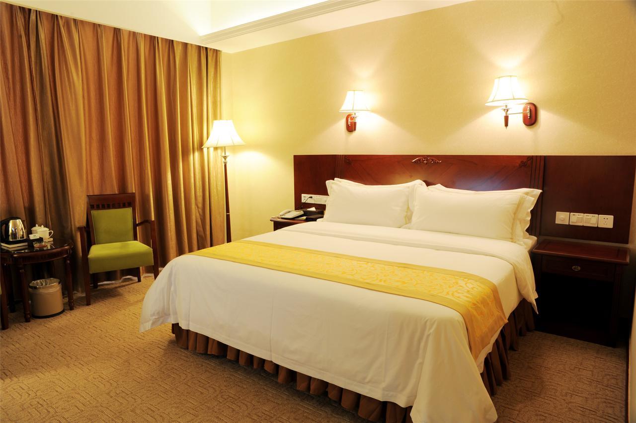 Vienna Hotel Shanghai Fengxian South Bridge Jinhai Road ภายนอก รูปภาพ