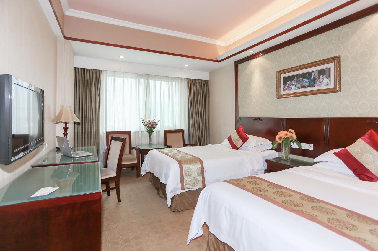 Vienna Hotel Shanghai Fengxian South Bridge Jinhai Road ภายนอก รูปภาพ