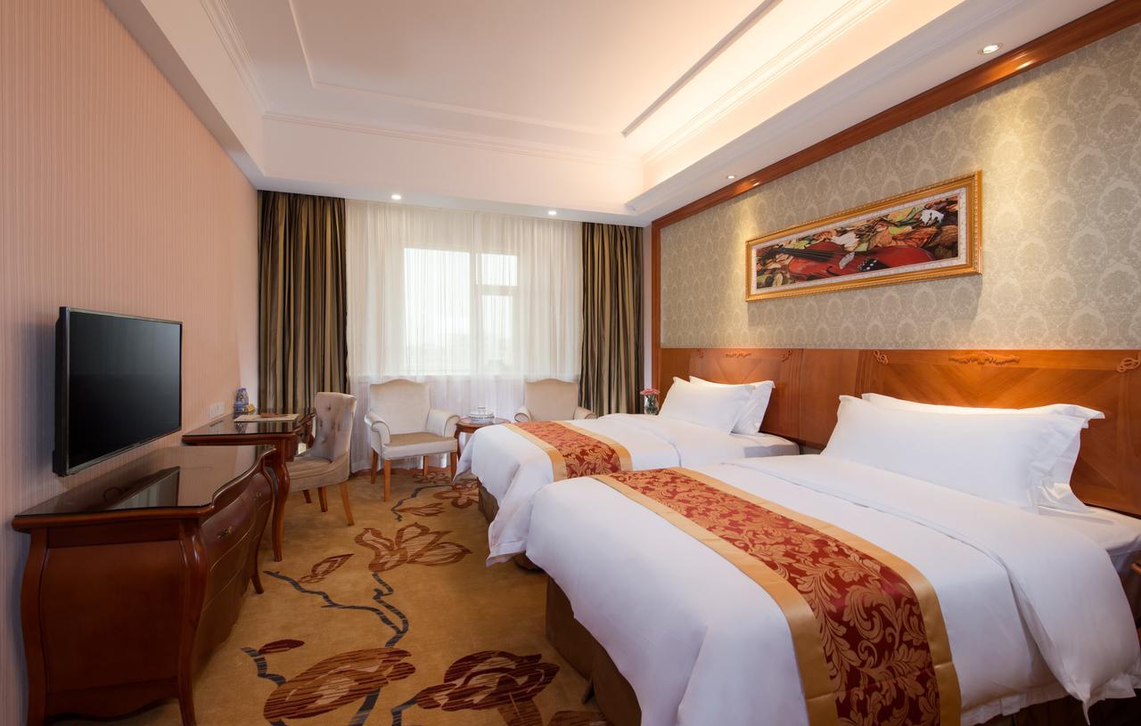 Vienna Hotel Shanghai Fengxian South Bridge Jinhai Road ภายนอก รูปภาพ